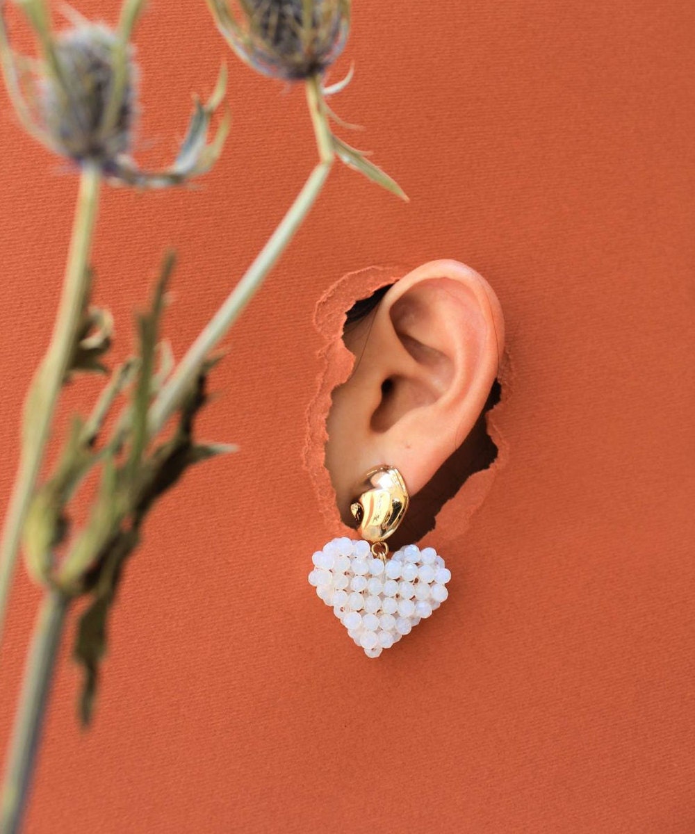Beaded heart earrings from TSUNJA