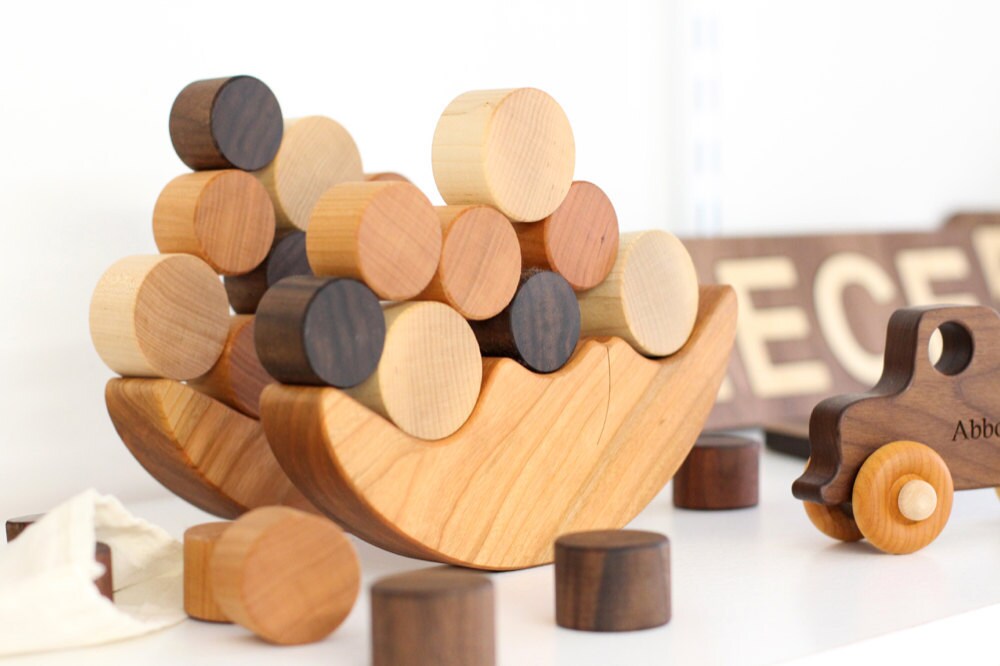 smiling-tree-handmade-personalized-natural-wooden-toys-on-etsy-13_1000x666