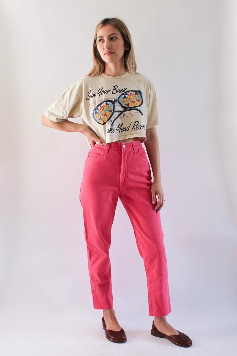 Vintage '90s high-waisted pink jeans from Shop La Flor