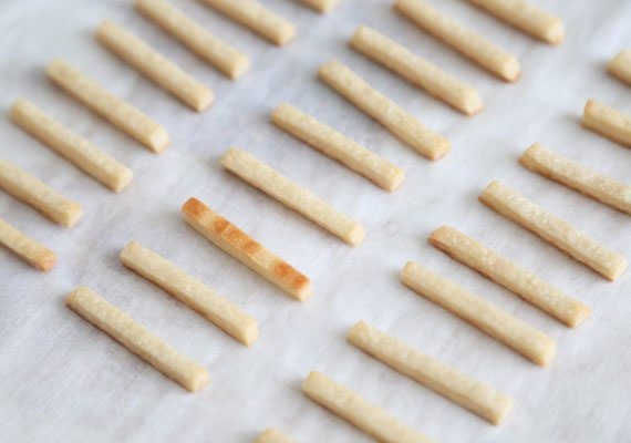 matchstick-cookies-sprinklebakes-golden