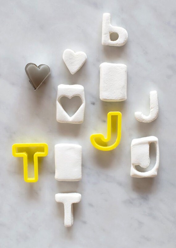 etsy-candy-aisle-crafts-monogram-marshmallows-process