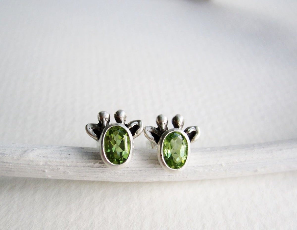 Peridot giraffe stud earrings from Every Bear Jewel