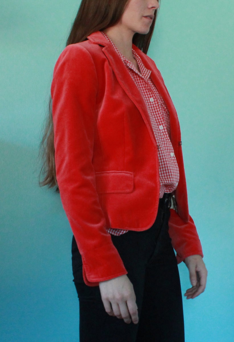 red-blazer-2