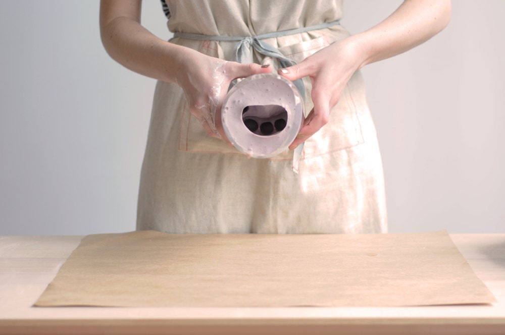 Revealing the set mold