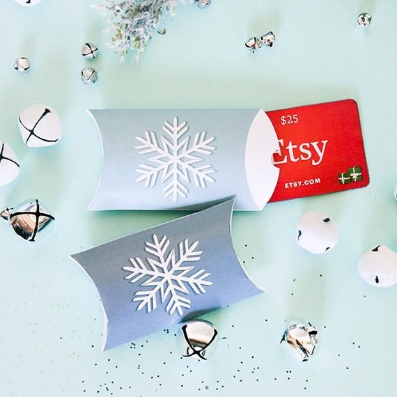 BF_holidayDIYs_pillowbox