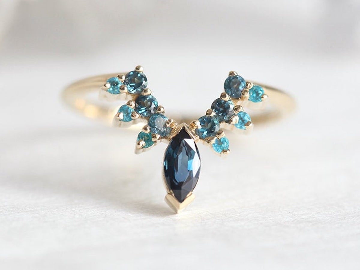 A stunning marquise sapphire wedding band from MinimalVS