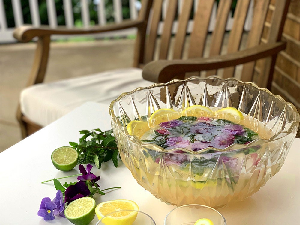 The finished punch bowl with decorative floating ice.