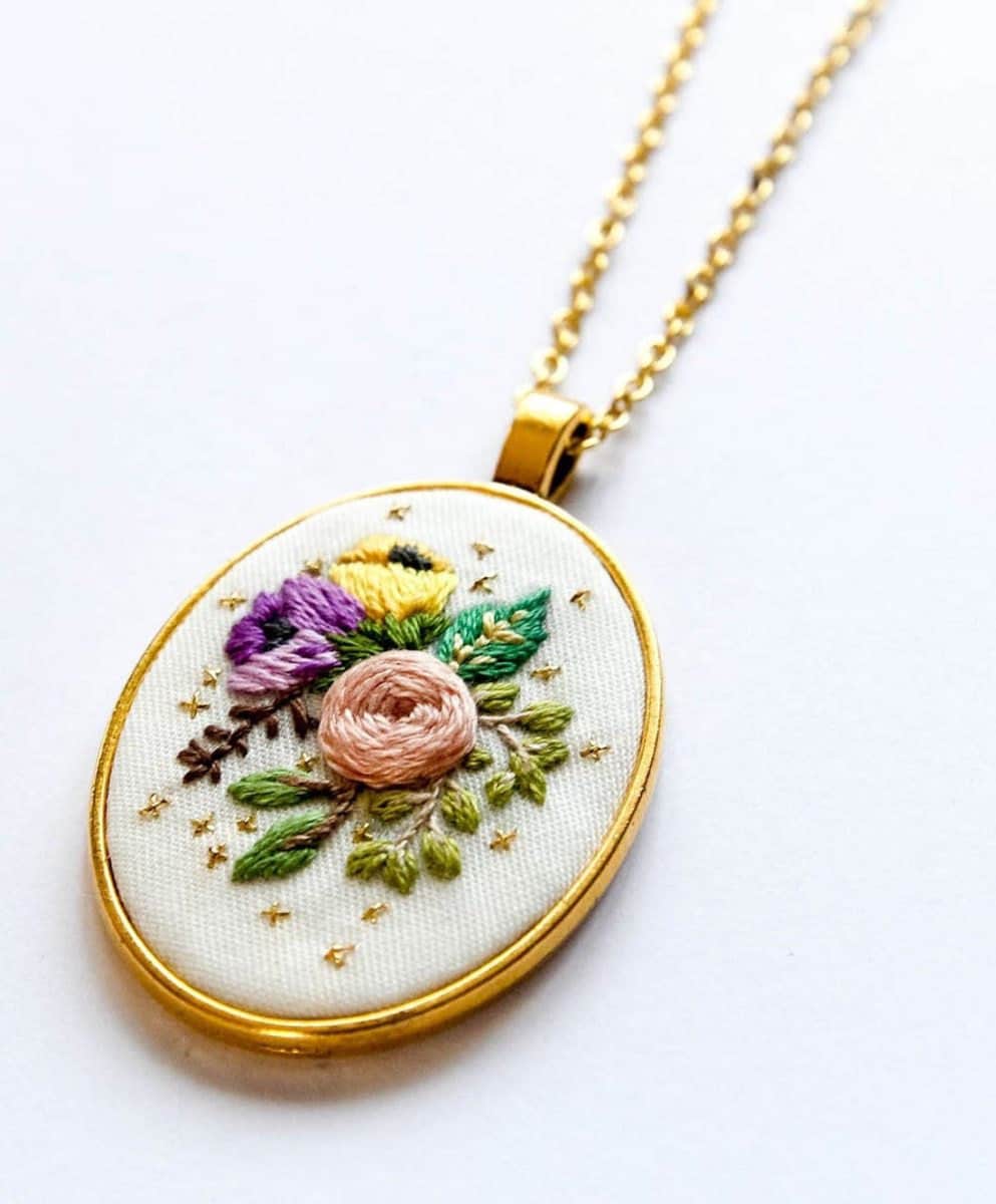 Embroidered floral pendant necklace from Thursday Craft Love
