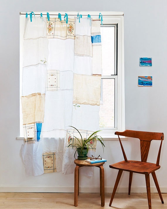 Make-an-Upcycled-Napkin-Curtain