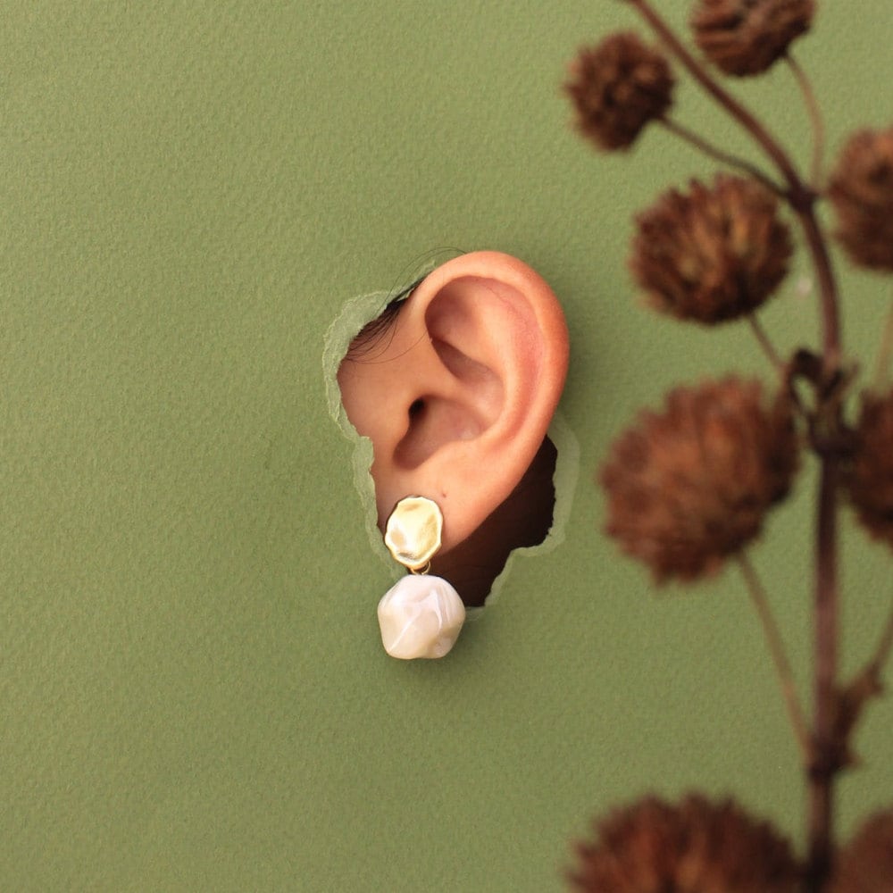 Perla drop earrings from TSUNJA