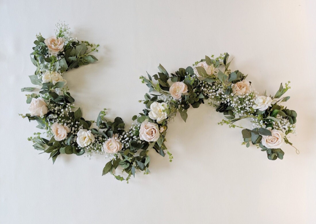 An example of a eucalyptus garland from The Faux Bouquets