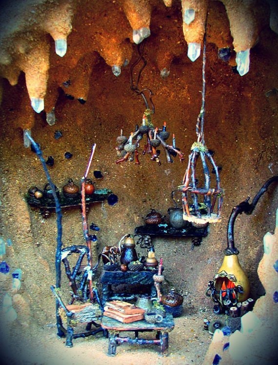 pandorajanechandeliercave