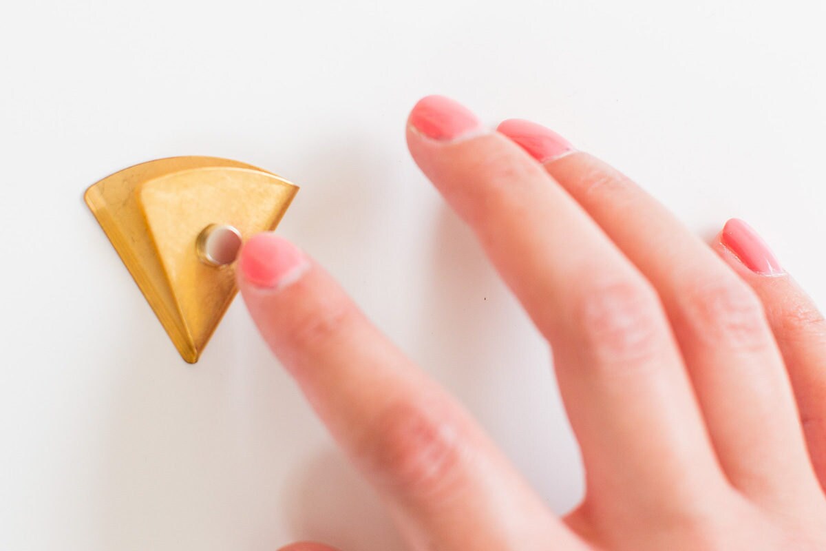Step 2: Create magnets for your DIY memo board