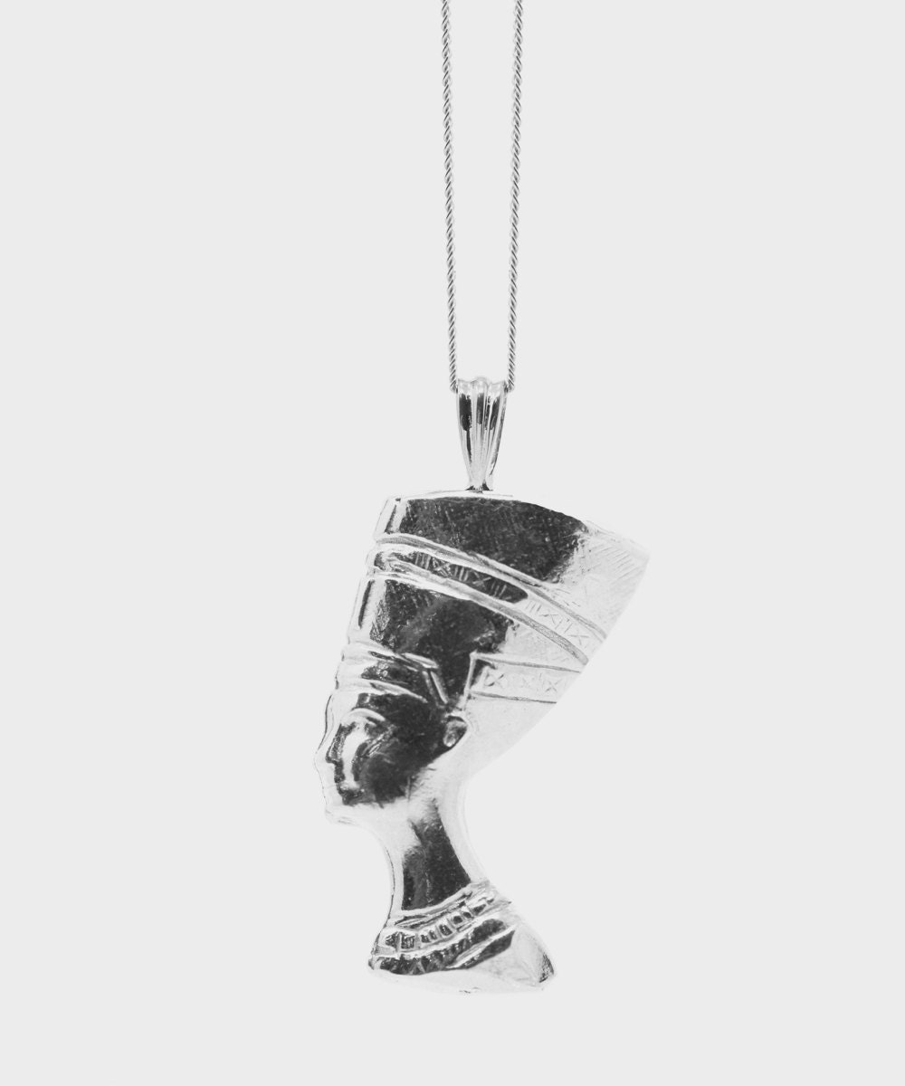 A silver Nefertiti necklace from Omi Woods