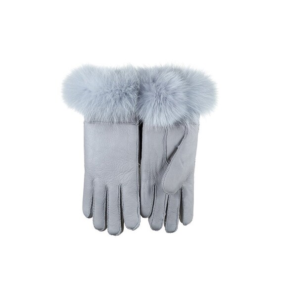 grey sheepskin gloves