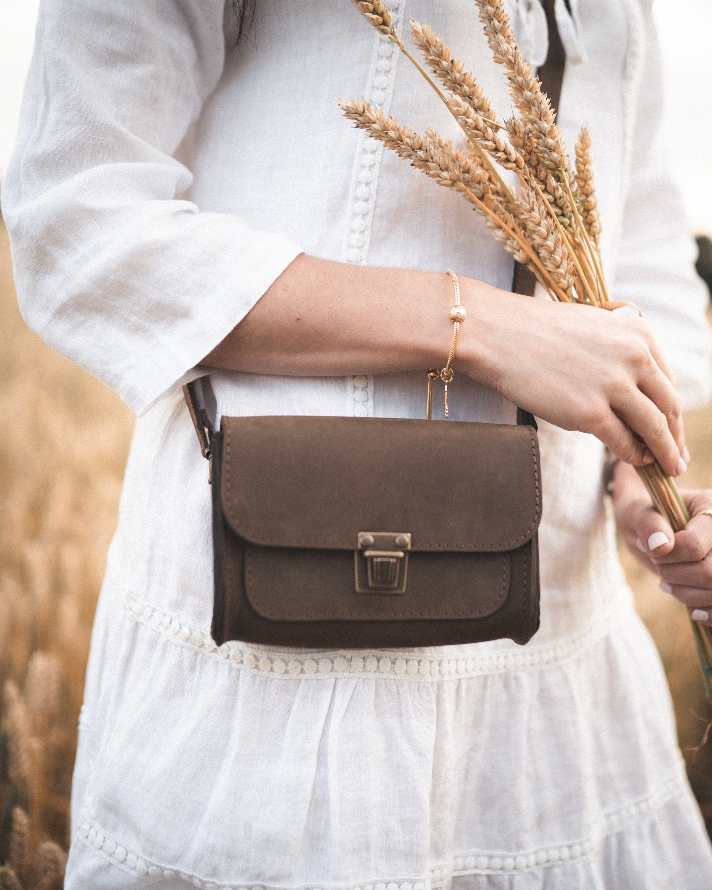Mocha purse clearance