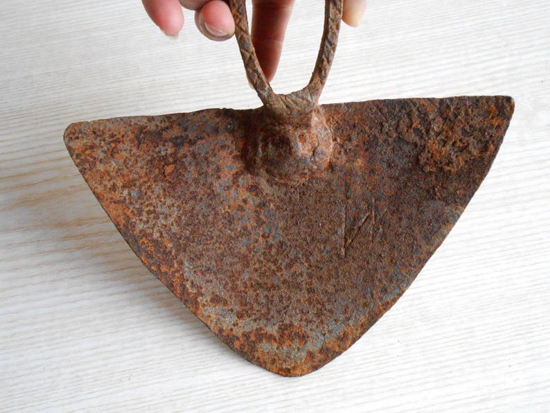 ON SALE Vintage Garden Hoe Primitive Ax Head Rust Vintage Tool Pick Head Farm and Country Decor Rusty Gardening Tool Hand Garden Tool