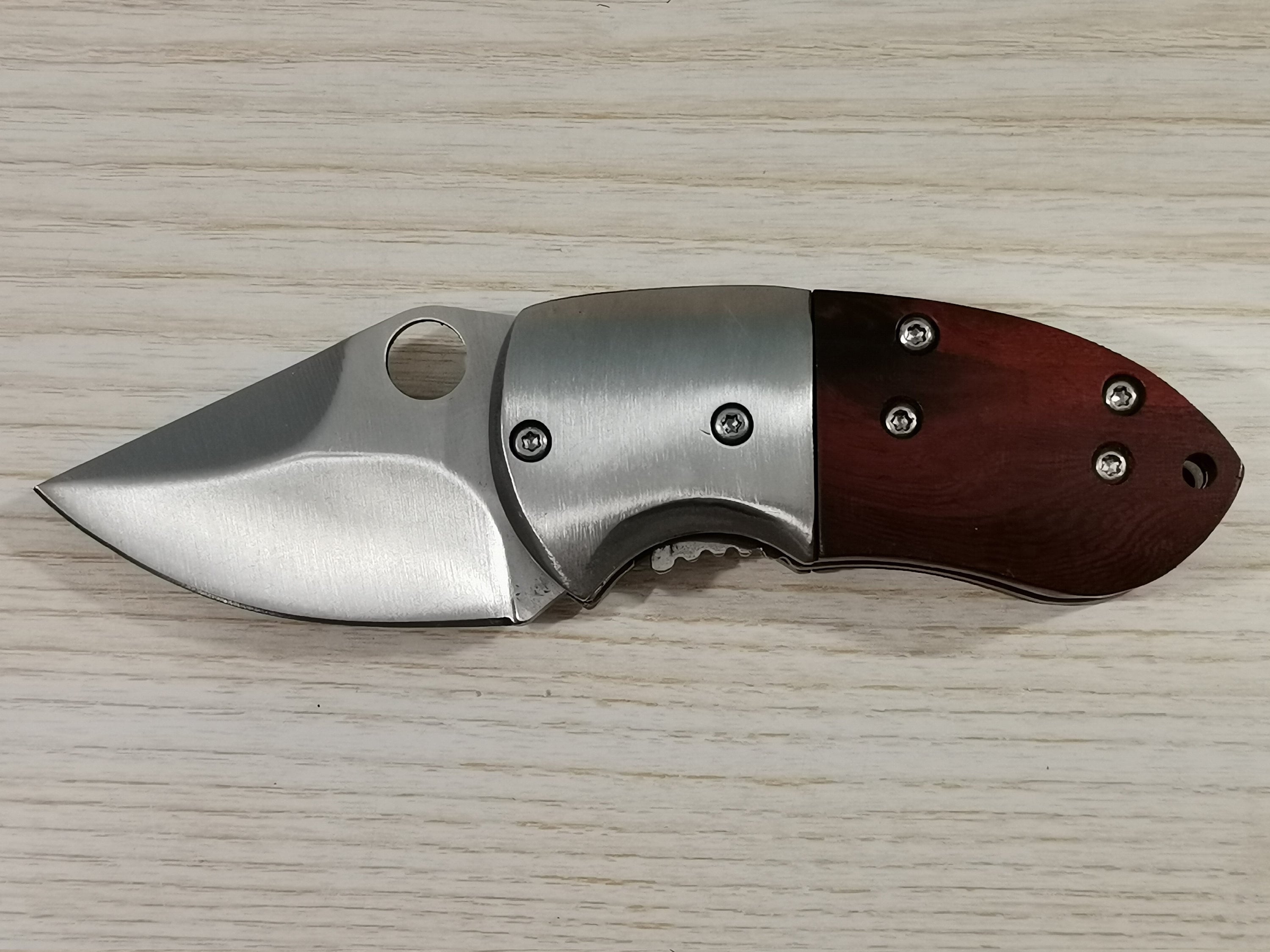 Folding Hunter Knife -  Canada