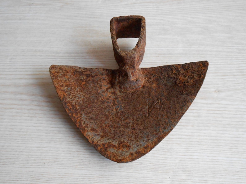 ON SALE Vintage Garden Hoe Primitive Ax Head Rust Vintage Tool Pick Head Farm and Country Decor Rusty Gardening Tool Hand Garden Tool