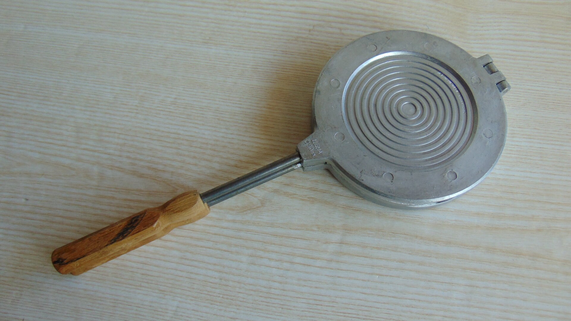 ON SALE Antique cast irons moldCookie Pan Vintage Mold Iron Etsy