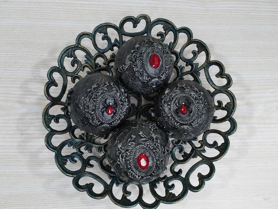 Set of 4 Black and Silver Decorative Balls Halloweentable Etsy