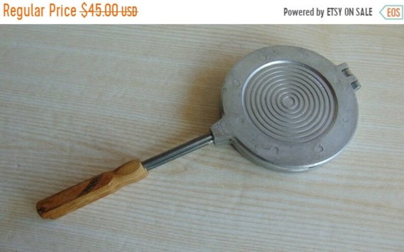 Iron Pan Vintage Mold Cookies Press for biscuits ON SALE Antique cast irons mold,Cookie Pan