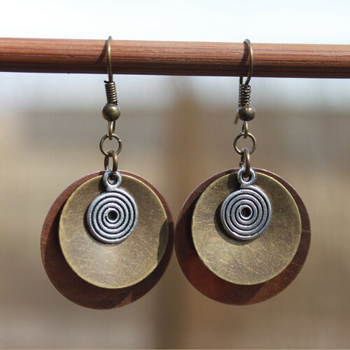 •MOON SHOWER• mixed metal dangle earrings main image 1