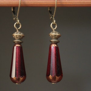 Rote Ohrringe, baumeln Ohrringe, Tropfen Ohrringe, Tschechische Glasohrringe, Rot Schmuck, Teardrop Ohrringe, Geschenk für Frauen Bild 4