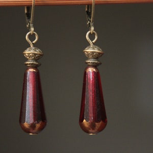 Rote Ohrringe, baumeln Ohrringe, Tropfen Ohrringe, Tschechische Glasohrringe, Rot Schmuck, Teardrop Ohrringe, Geschenk für Frauen Bild 9