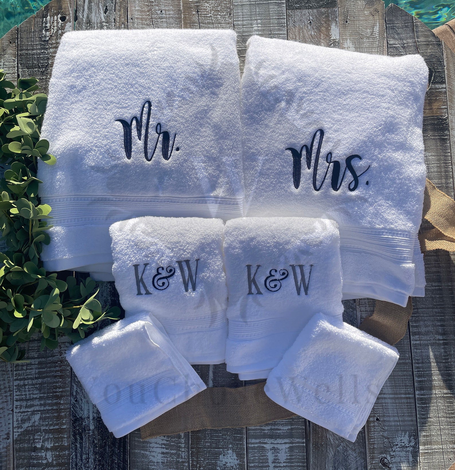 Mr. and Mrs. Custom Bath Towel Personalized Wedding Gift Etsy