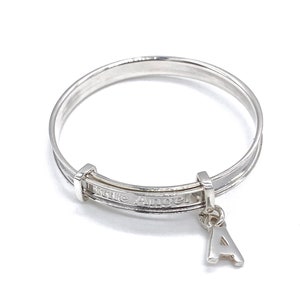 Pulsera de plata de ley 925 para bautizo de bebé con dije de letra inicial
