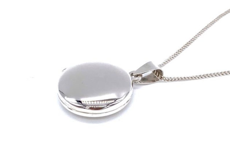 925 Sterling Silver Round Circular Plain Photo Pendant Locket on 16, 18 or 20 Silver Curb Chain image 1