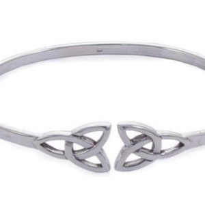 Pulseira de punho com nó celta Trinity em prata esterlina 925 sólida