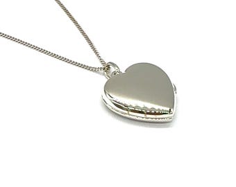 925 Sterling Silver Love HEART Photo Locket Pendant in Size 14, 16, 18, 20 or 25 mm Diameter on Curb Chain