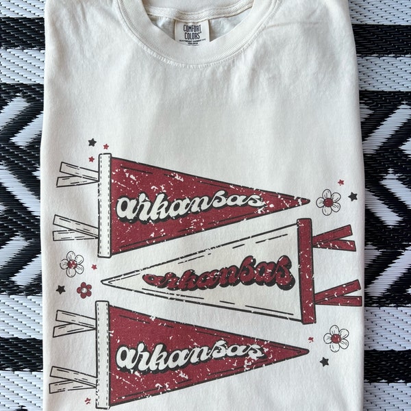 Vintage Arkansas Pennant Shirt | Game Day Shirt | Unisex | Comfort Colors Shirt