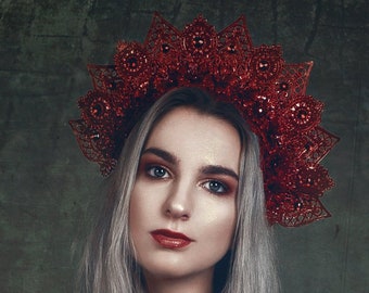 red Royal Metal gloriole halo nimbus crown wreath halo