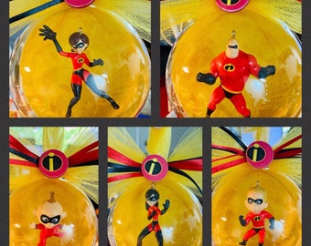 Adornos de globo con la familia de superhéroes (disponibles con una etiqueta personalizada)
