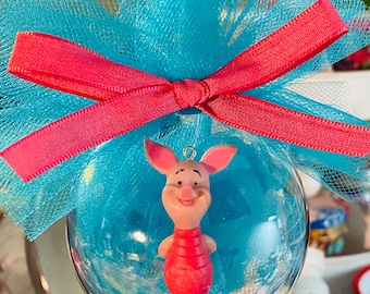 Adorno de globo de cerdito (disponible con etiqueta personalizada)