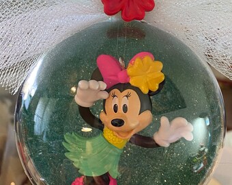 Adorno de globo con forma de ratón hawaiano (disponible con etiqueta personalizada)