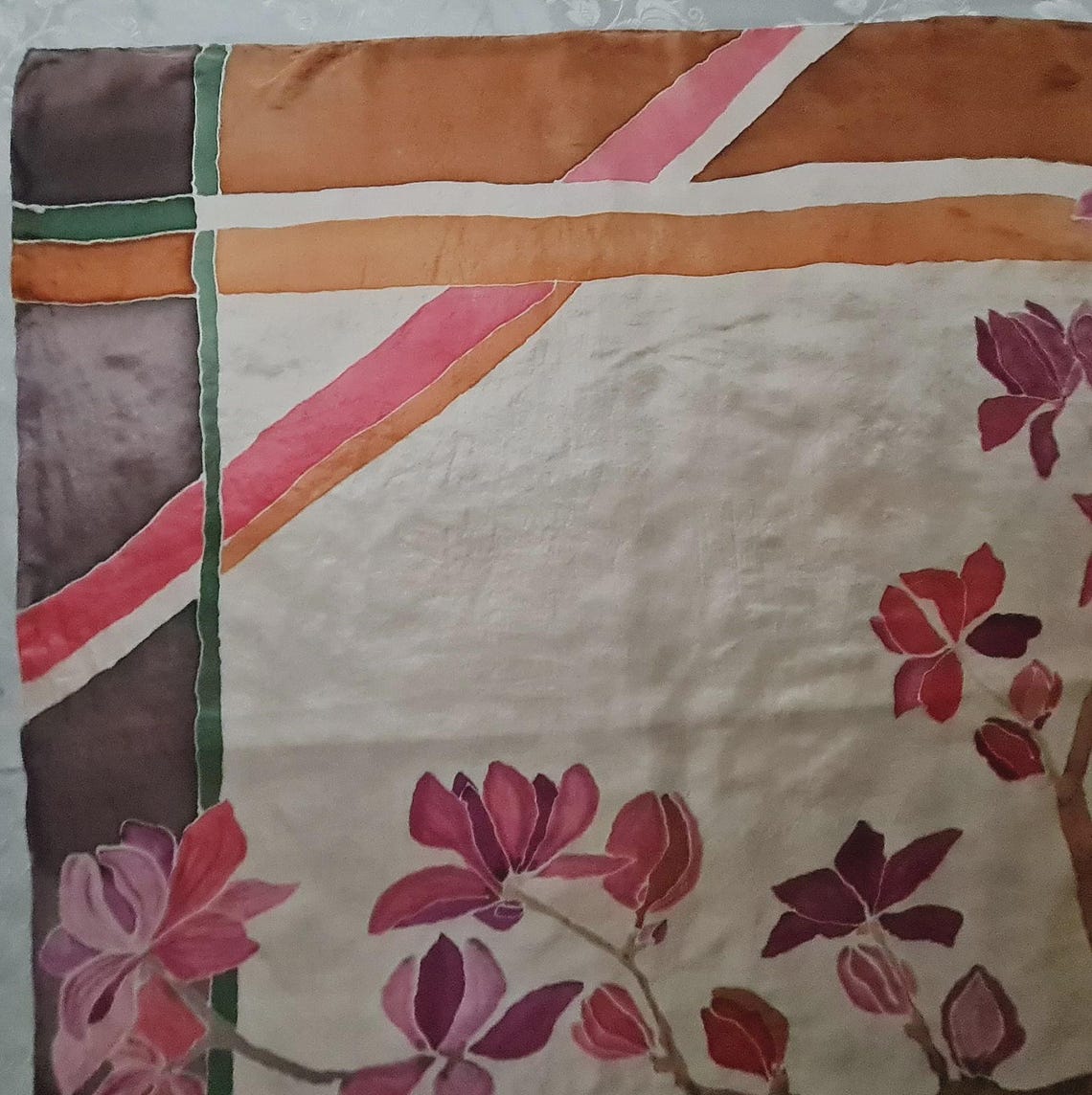 Scarf Vintage Authentic Hand Painted Floral Art Magnolia Chiffon Silk 35" Square, foto 4 di 5