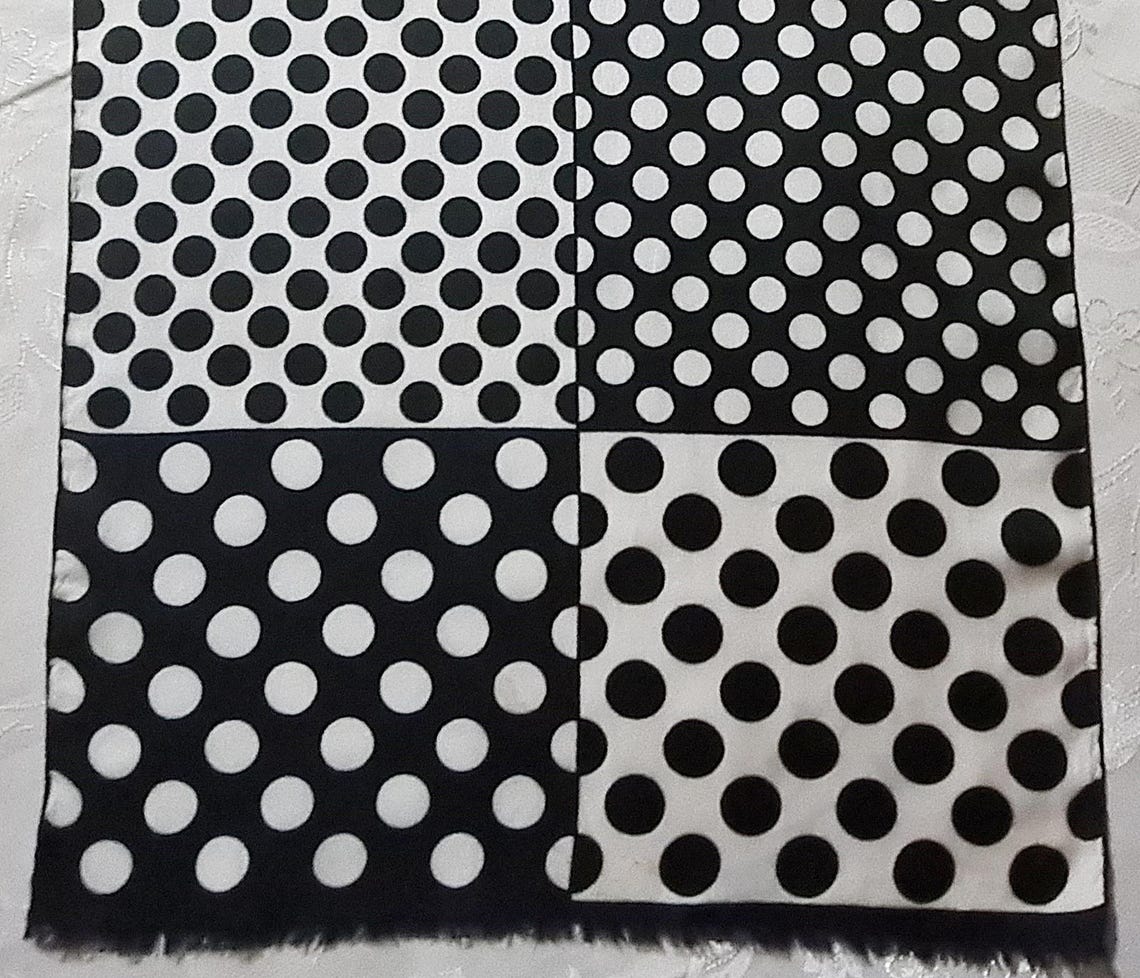 Gents Scarf Vintage Authentic Polka Dot Black White Silk Long Mens, foto 3 di 5