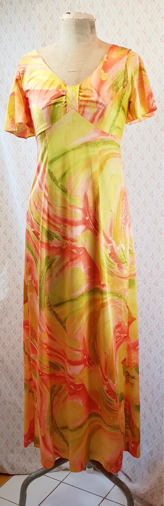 Fabulous vintage 1970's Andrade of Honolulu coral… - image 7