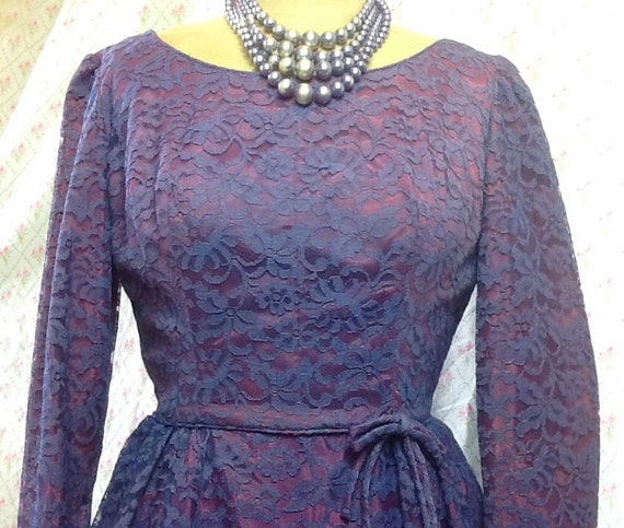 Lovely Vintage 1950's purple violet lace dress/ma… - image 5