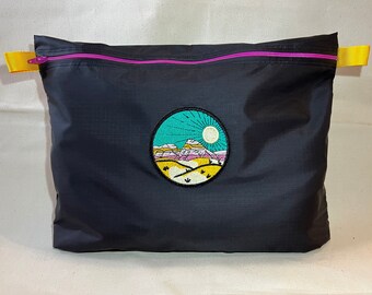 Ultralight Zippered Pouch with Patch - Large