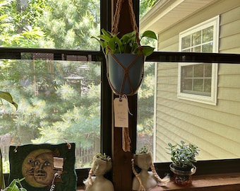 Boho hanger, macrame plant hanger, vintage macrame, beaded macrame hanger, hanging planter, plant holder with tassel
