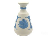 Wedgwood Cameo White Jasperware 4.75-Inch Bud Vase, Blue Relief Neoclassical Cameos, Reverse Jasper Stem Vase