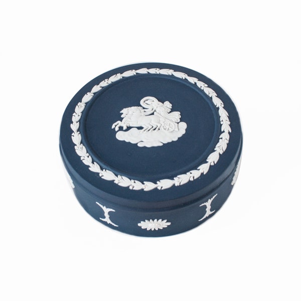 Wedgwood Aurora Portland Blue Jasperware Box, Wedgwood Aurora & Her Chariot of Dawn, 4-Inch Navy Blue / Portland Blue Jasper Box