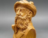 Vintage Carved Wood Folk Art Austrian Tyrolean Man Beautifully Carved Piece