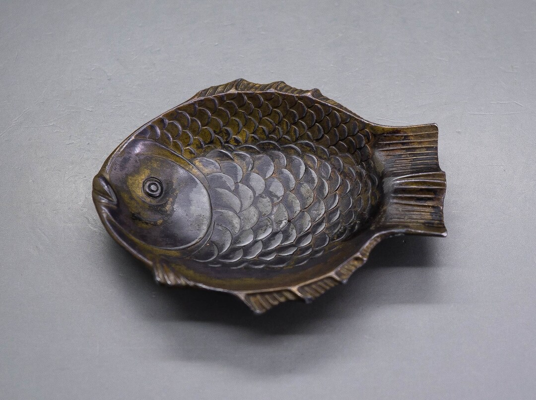 Jennings Brothers Bronze/brass Plated Bronze Fish Ashtray Etsy