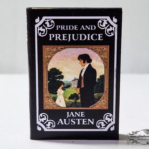 Puppenhaus Miniaturen-1/12 oder 1/6 Skala-Klassische Miniaturbuch-Stolz und Vorurteil-Jane Austen-Romantisch-Roman-Literatur-Klassiker